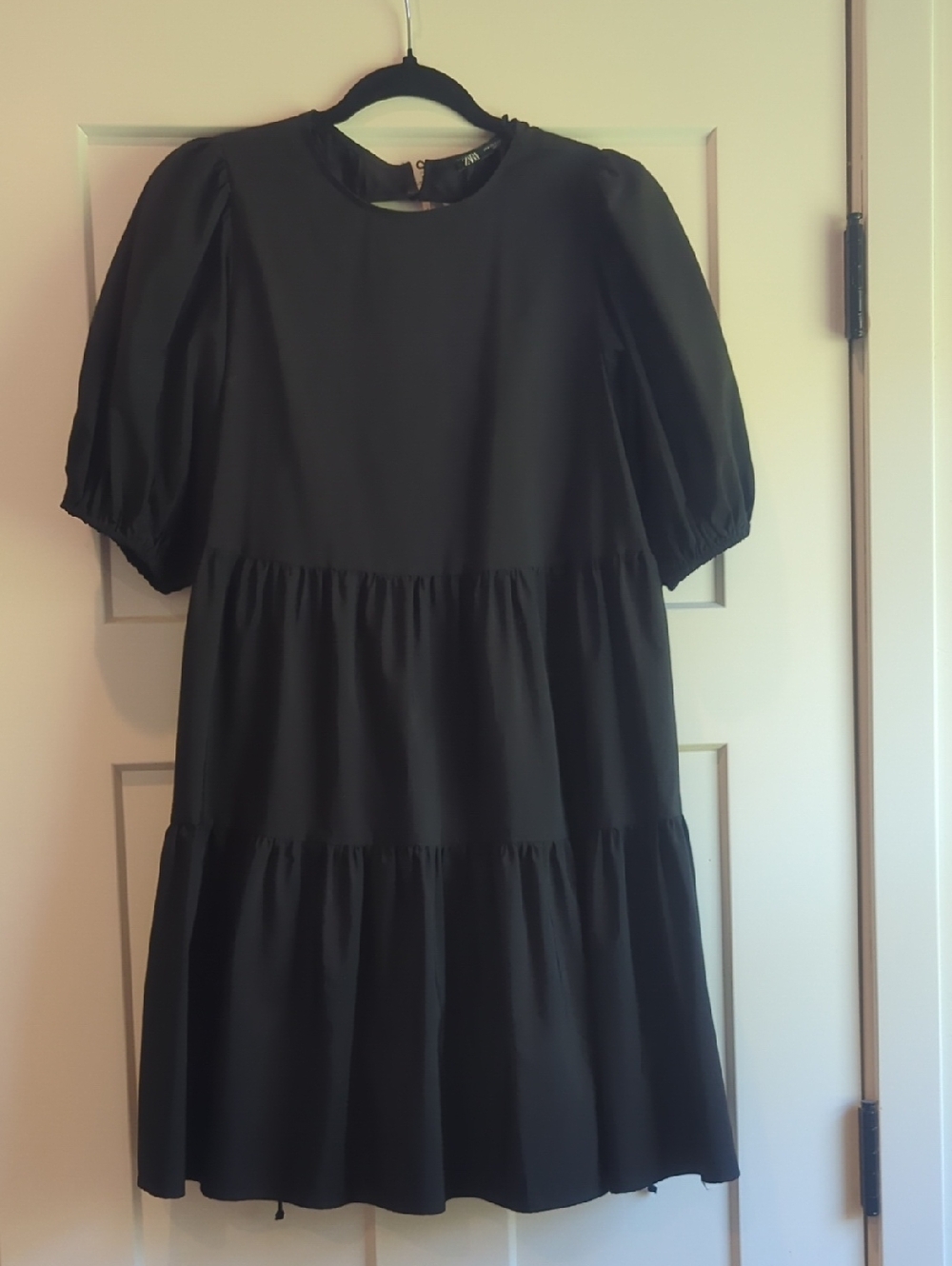 Zara Black Keyhole Back Dress